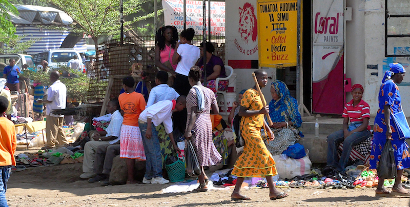 Melanie Heinrich - Travel Images - Nairobi Kenya -Arusha, Tanzania